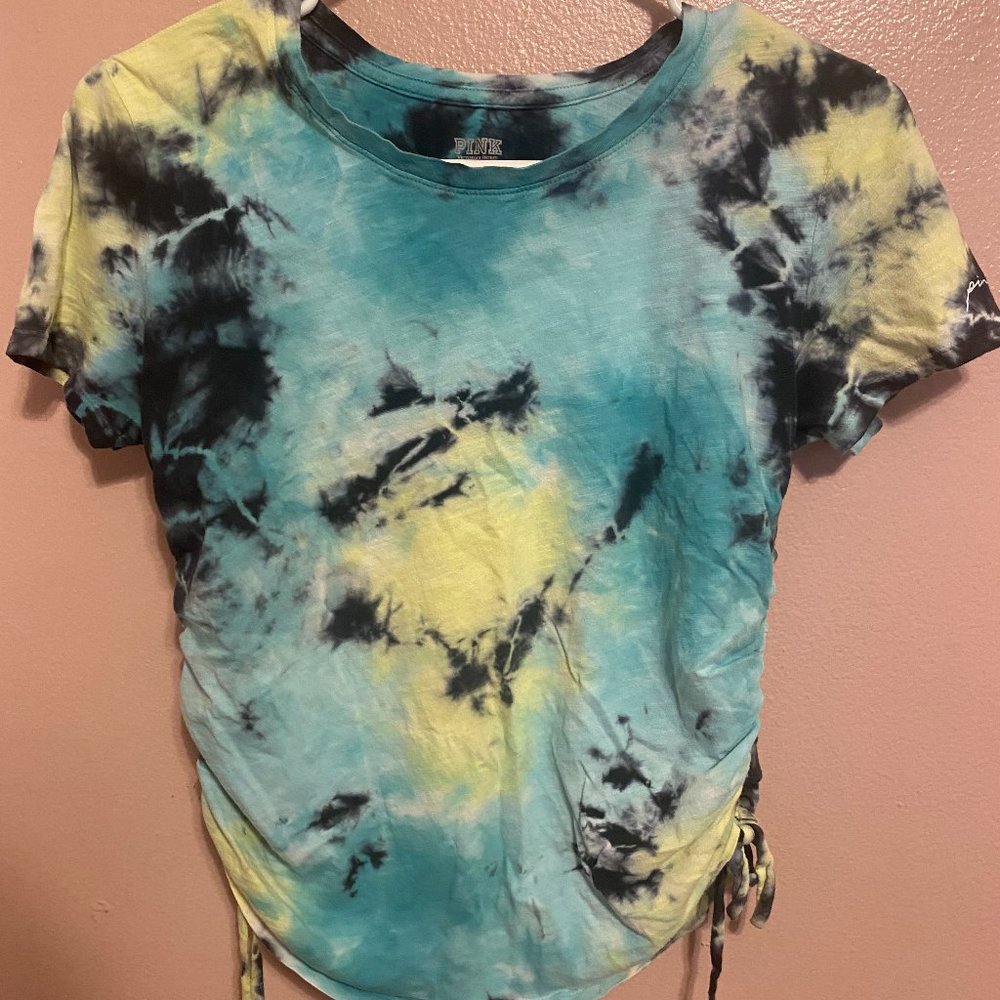 VS PINK tie die t shirt